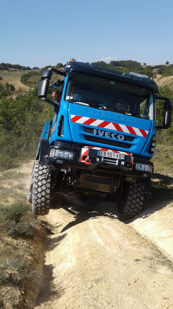 Formation professionnelle conduite tout terrain 4x4 poids-lourds entreprise Gers Auch